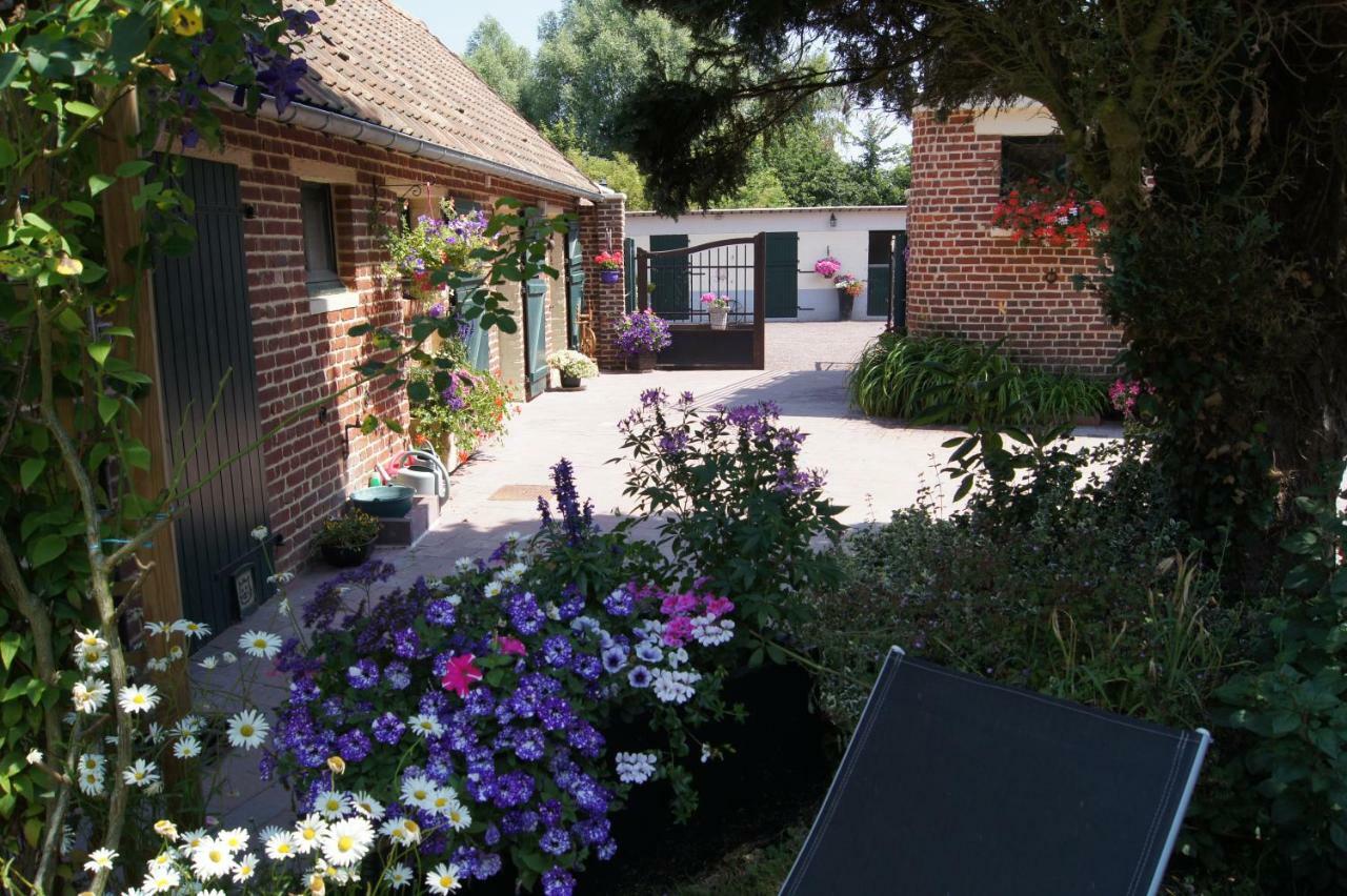 ホテル Le Paddock Du Val De Lys ブレッシー エクステリア 写真